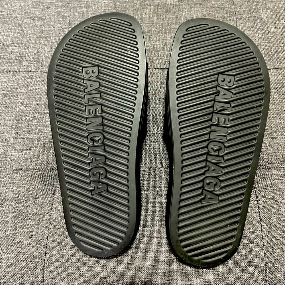 Balenciaga Pool Slides Size 5 - Authentic - image 3